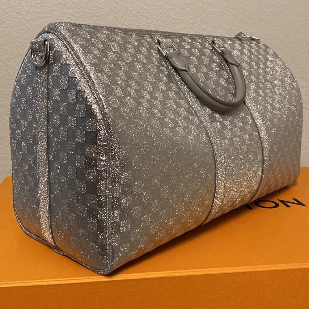 Louis Vuitton Glitter Damier Keepall Mens LV SS22 Runway by Virgil Abloh - Picture 9 of 17